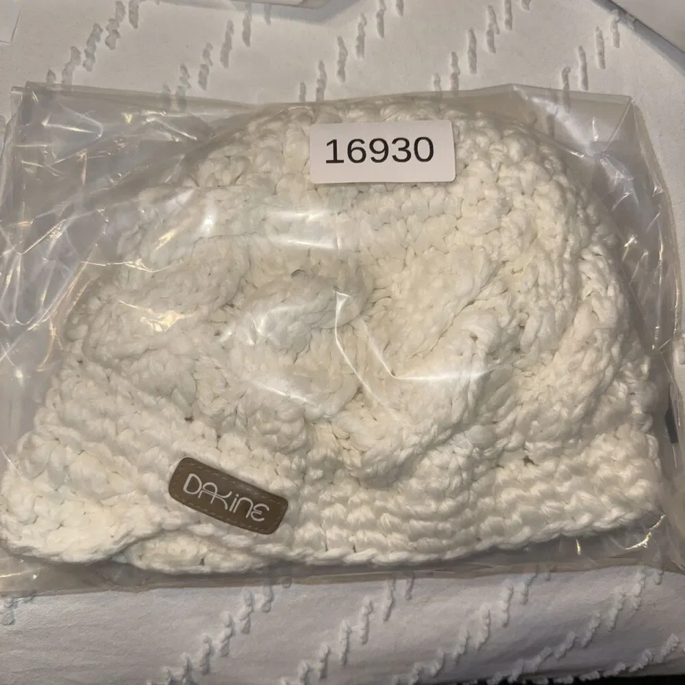Dakine Girls Remix Beanie, White One Size,